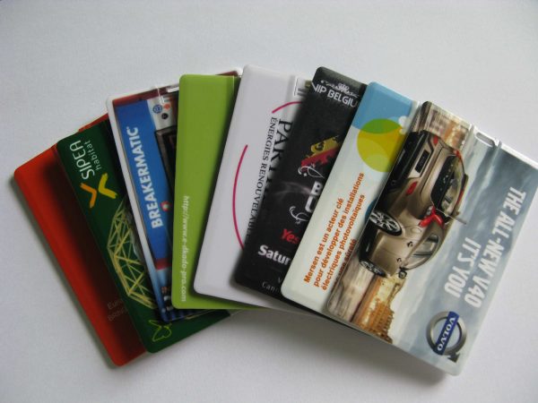 custom flash drives no minimum