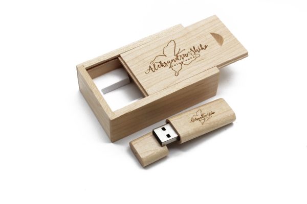 custom wood usb drives