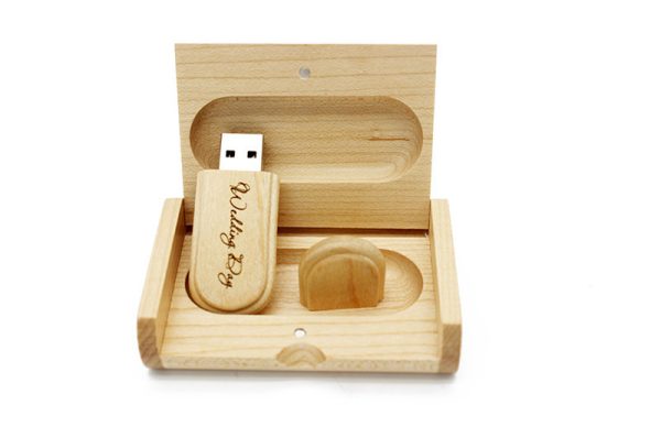 personalised wood usb