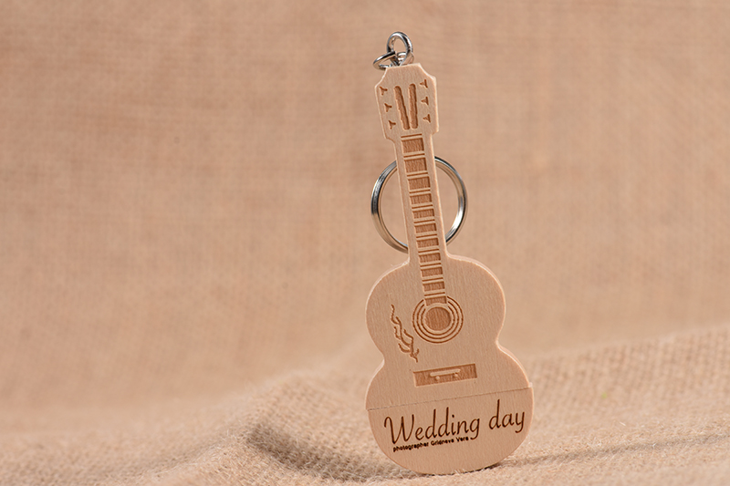 Guitar Wood USB Flash Drive