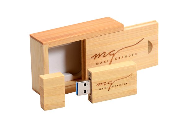 Thick maple wood usb box