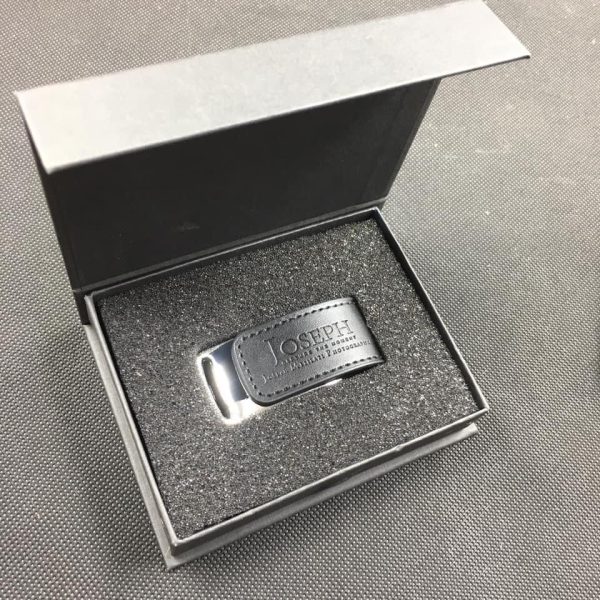 logo thumb drives