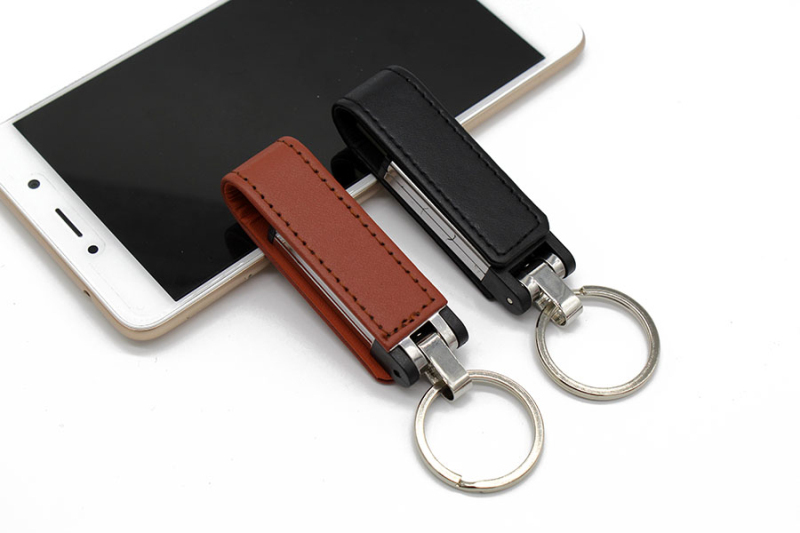 U-310 Leather USB Flash Drive