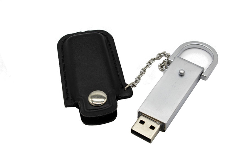 U-305 Leather USB Flash Drive