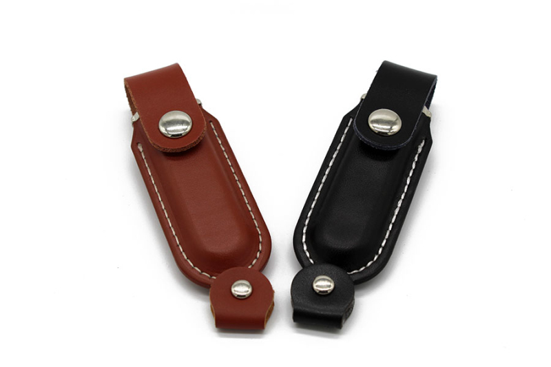 U-303 Leather USB Flash Drive