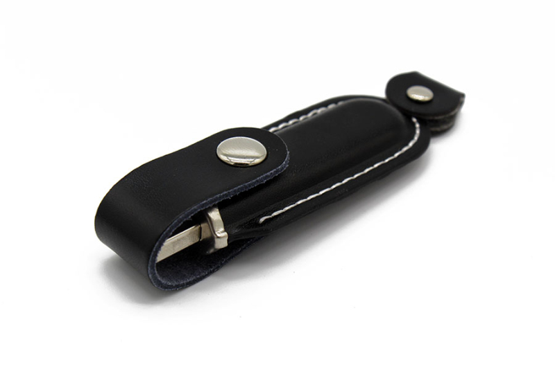 U-303 Leather USB Flash Drive