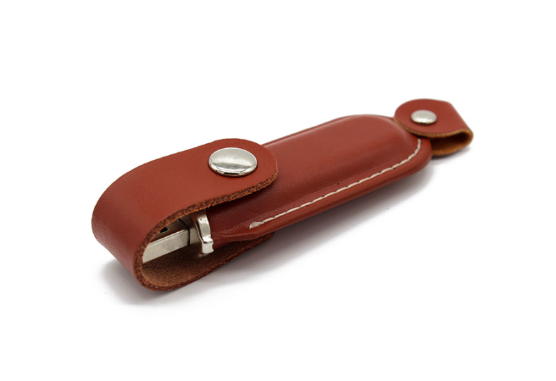 U-303 Leather USB Flash Drive