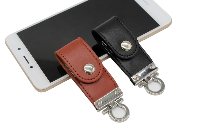 U-301 Leather USB Flash Drive
