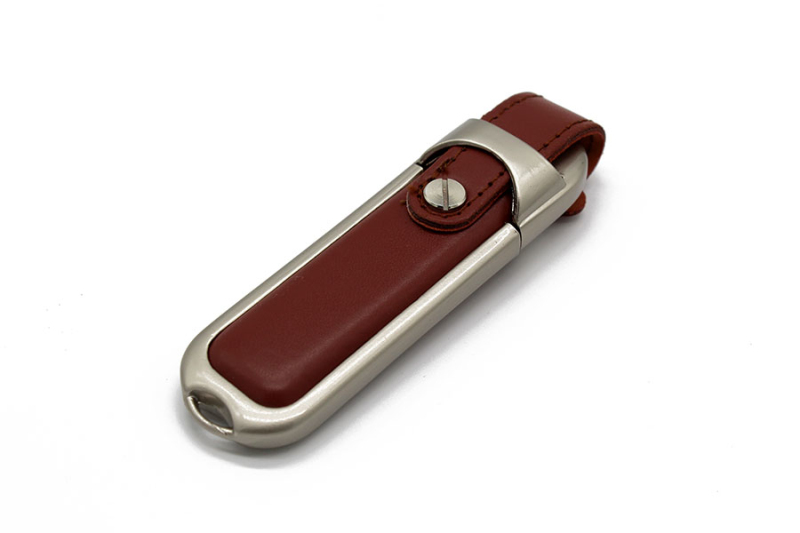 U-302 Leather USB Flash Drive