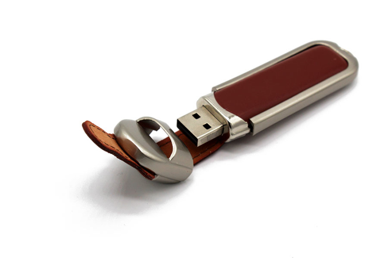U-302 Leather USB Flash Drive