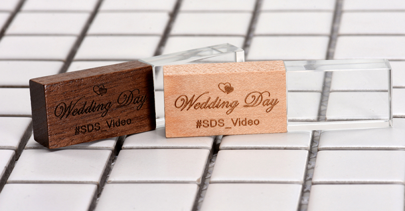 S-360-1 Crystal USB Flash Drive with Wood Cap