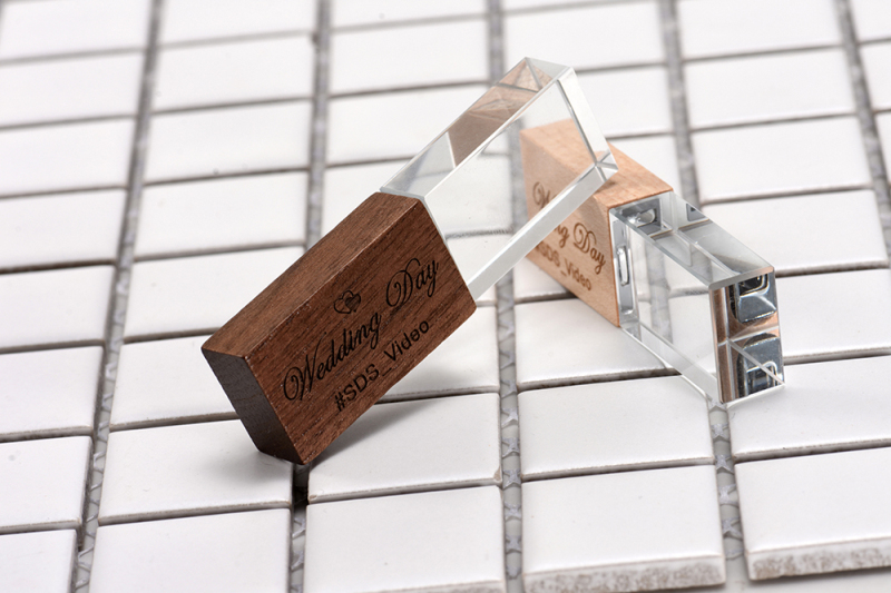 S-360-1 Crystal USB Flash Drive with Wood Cap