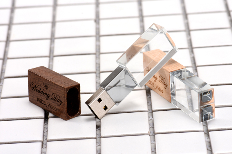 S-360-1 Crystal USB Flash Drive with Wood Cap