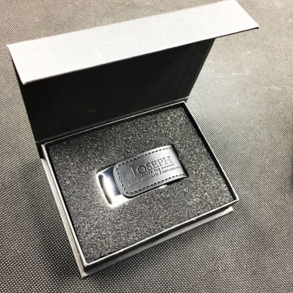 promo thumb drives with logo