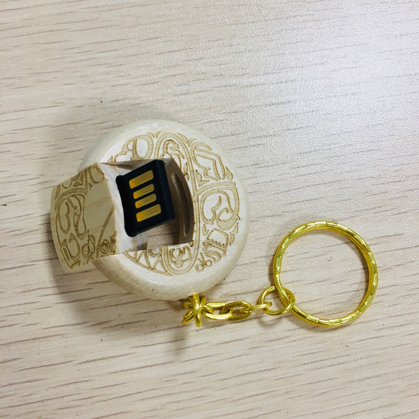 round shape wood usb drive