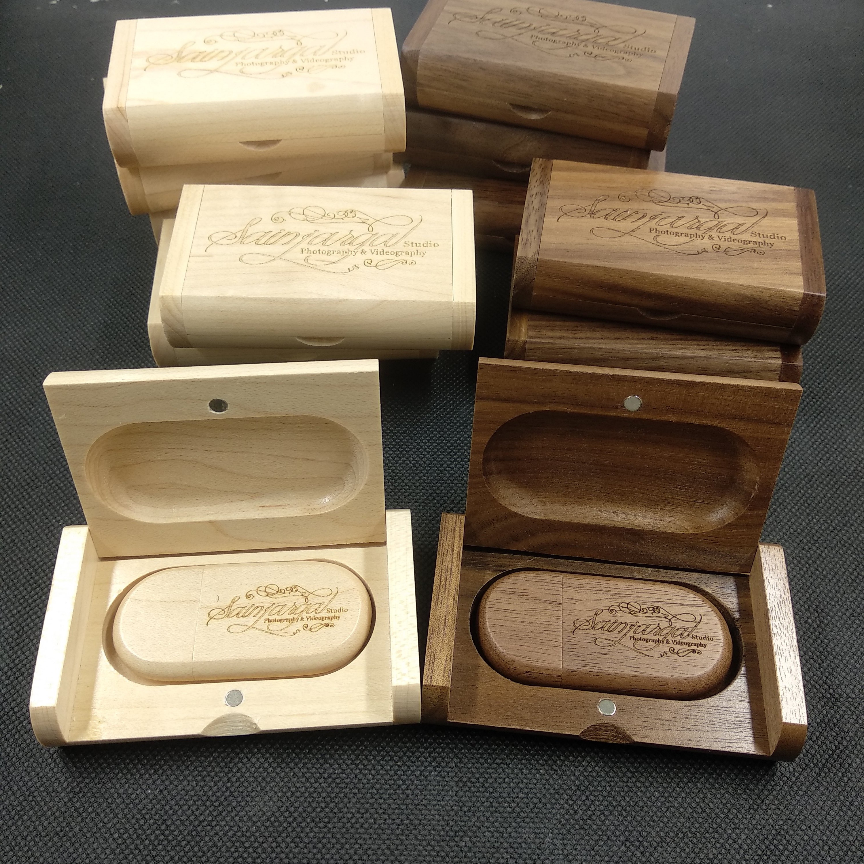 Walnut / Maple color Custom Wooden usb sticks for Photography W-264