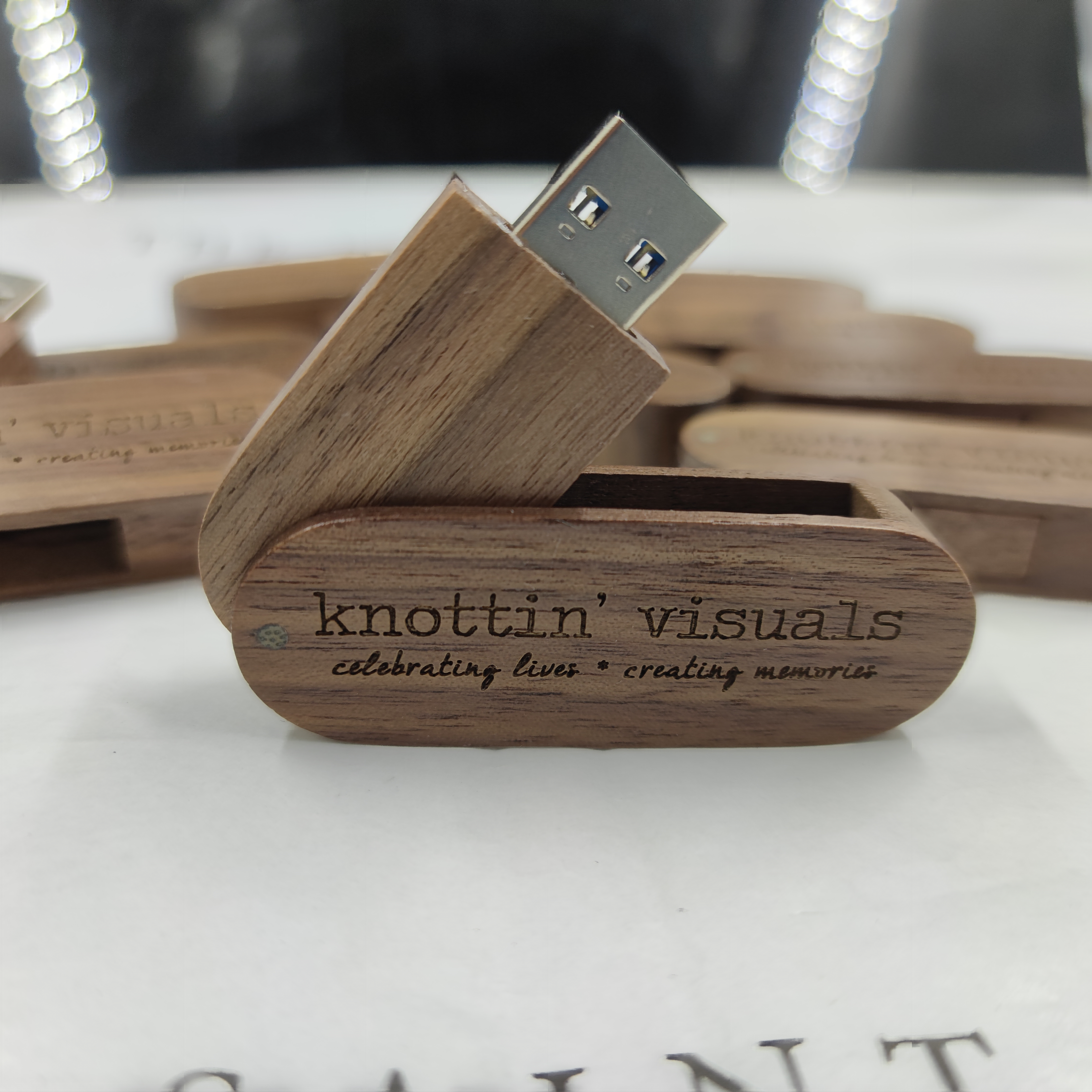 The Walnut USB Flash Drive W-268 with swivel action