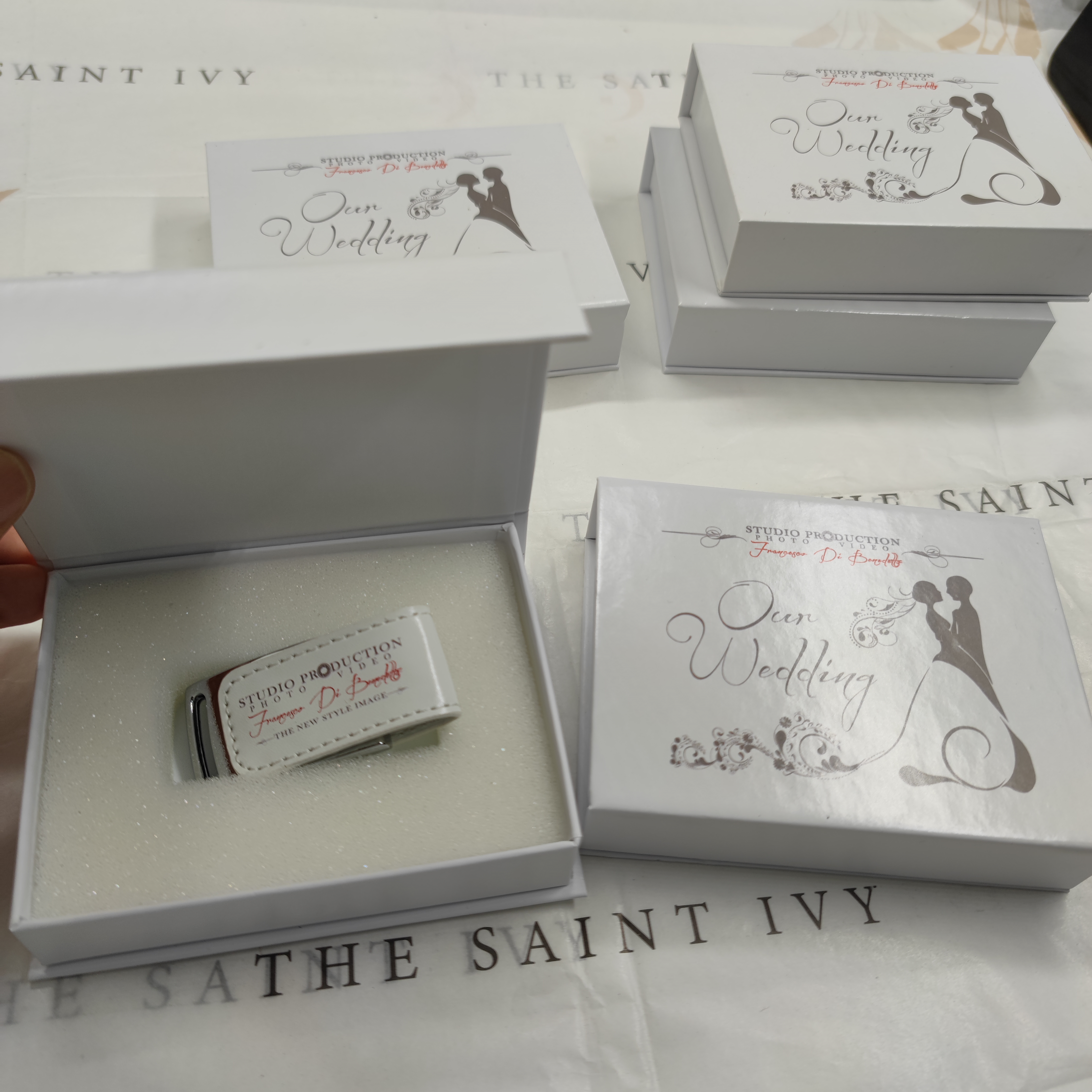 Custom Leather usb drive & Cap usb drive