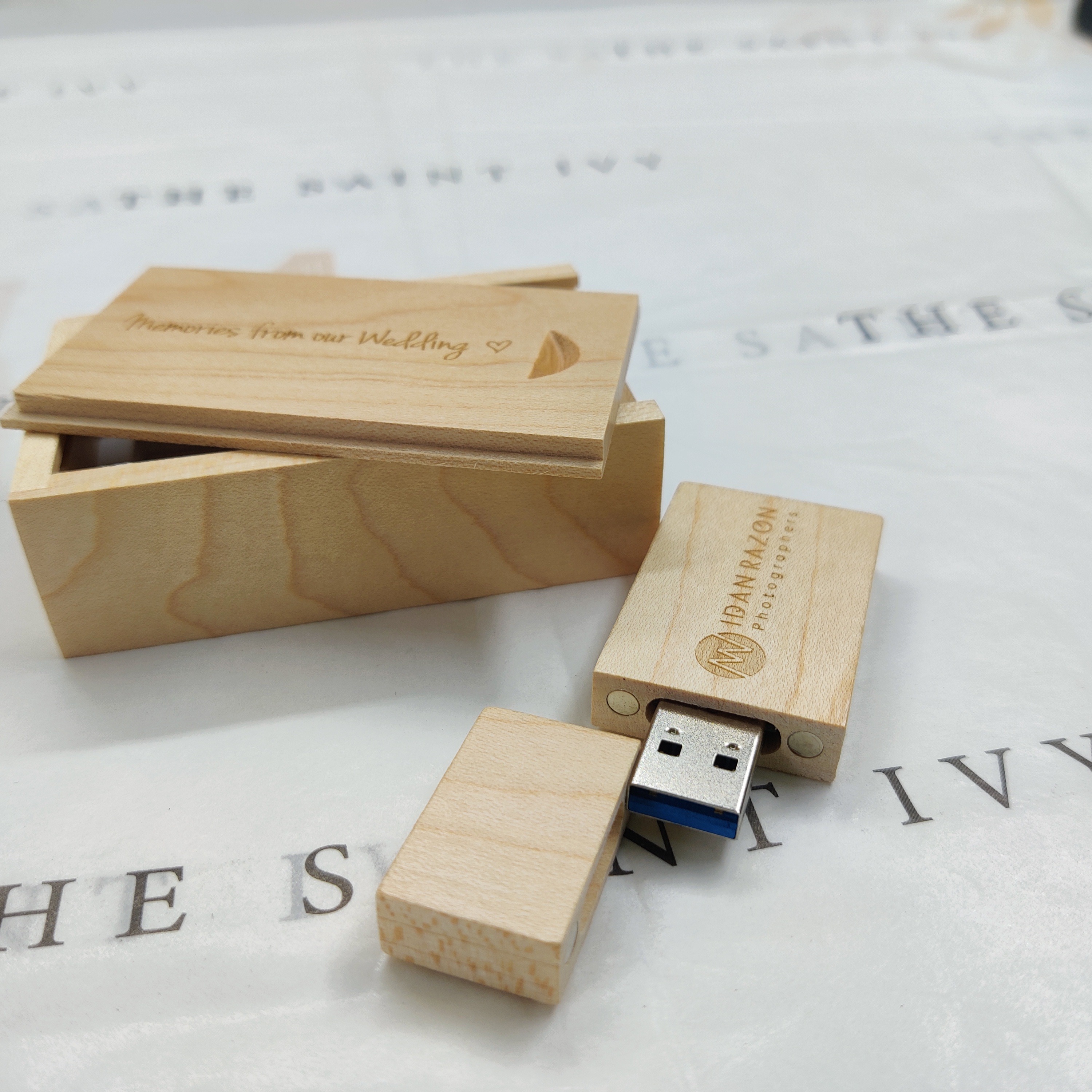 Custom Classic Wooden Memory sticks with wooden box package