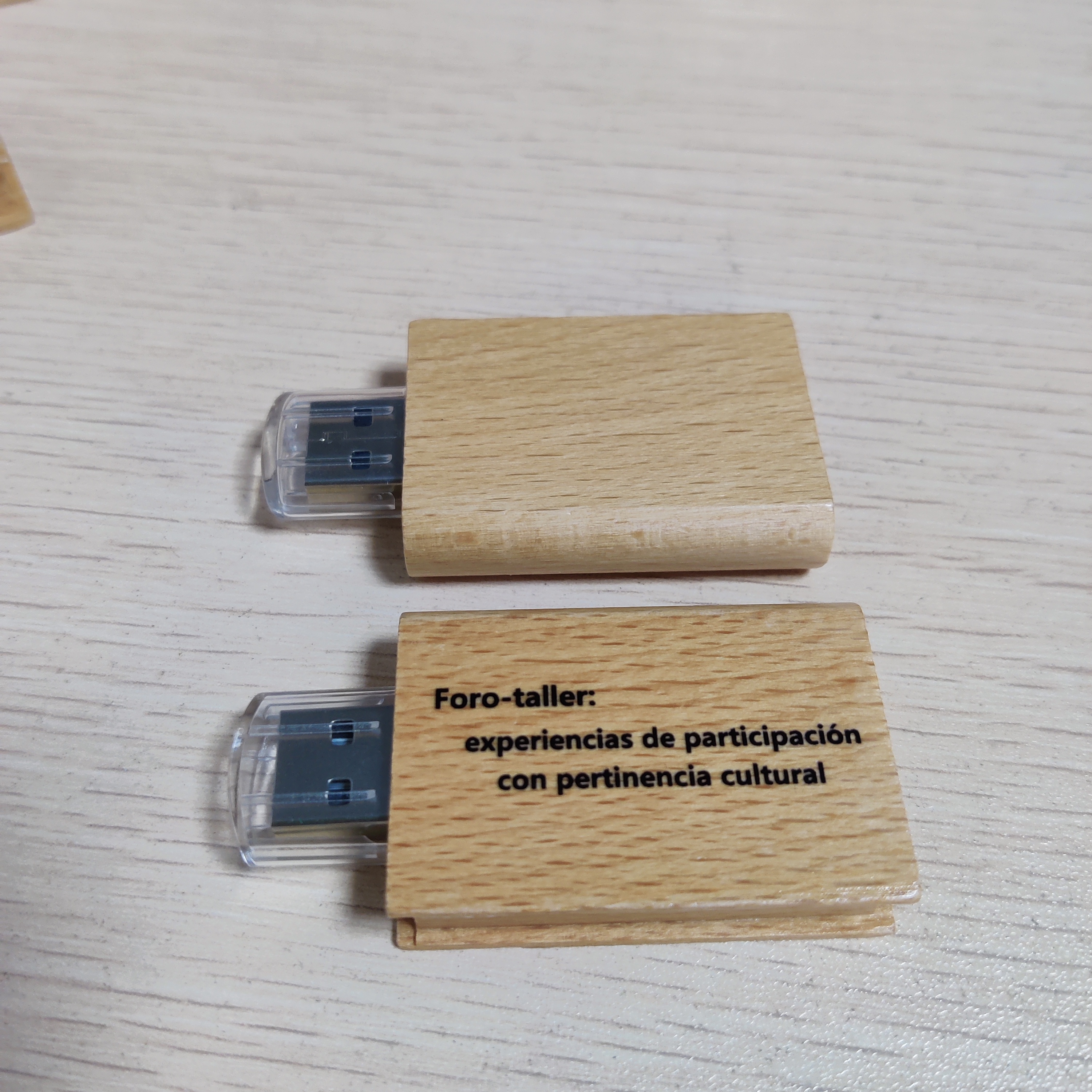 Very interesting Book-shape Wooden USB flash drive