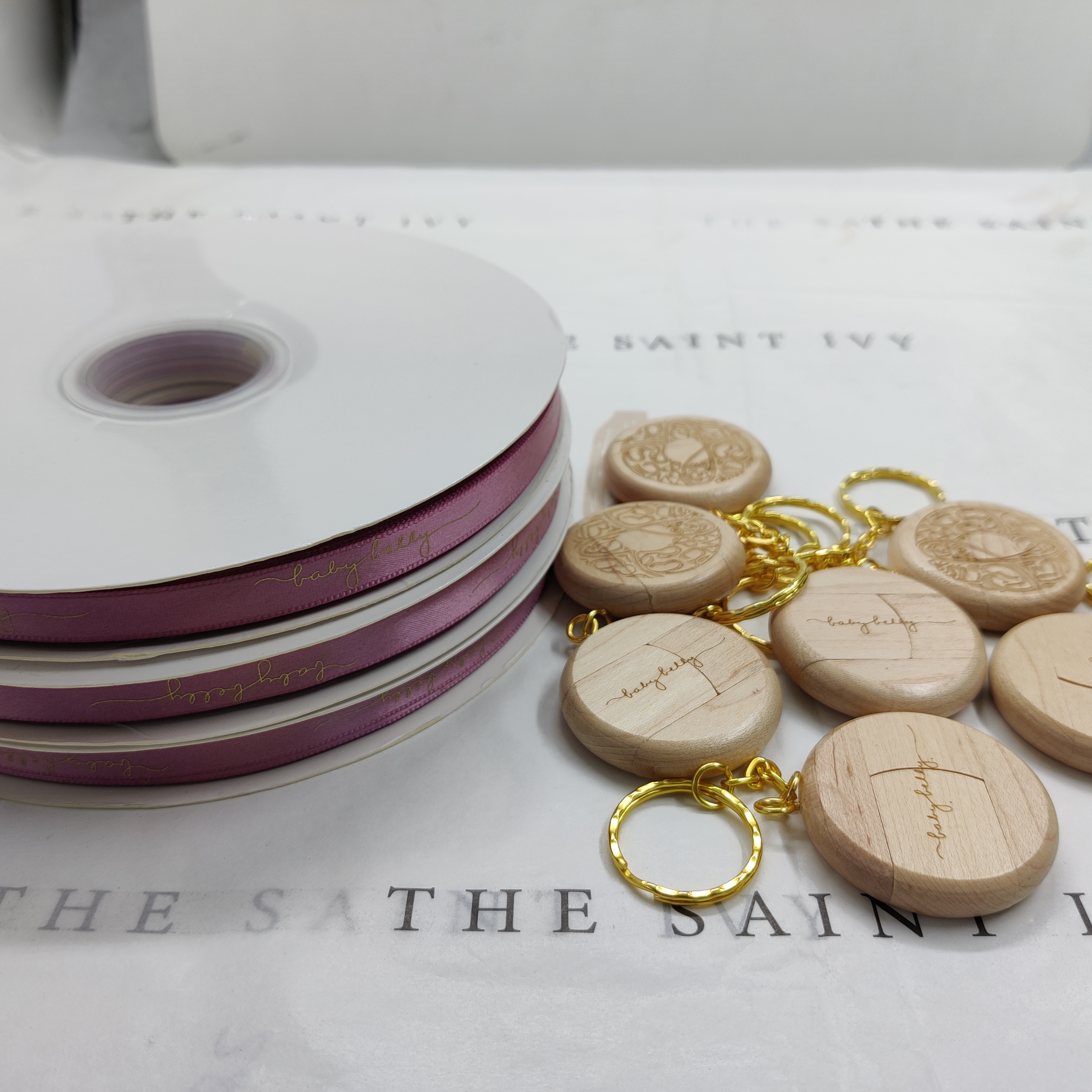 Custom Gift Wrapping Sation Ribbon & Memory Sticks