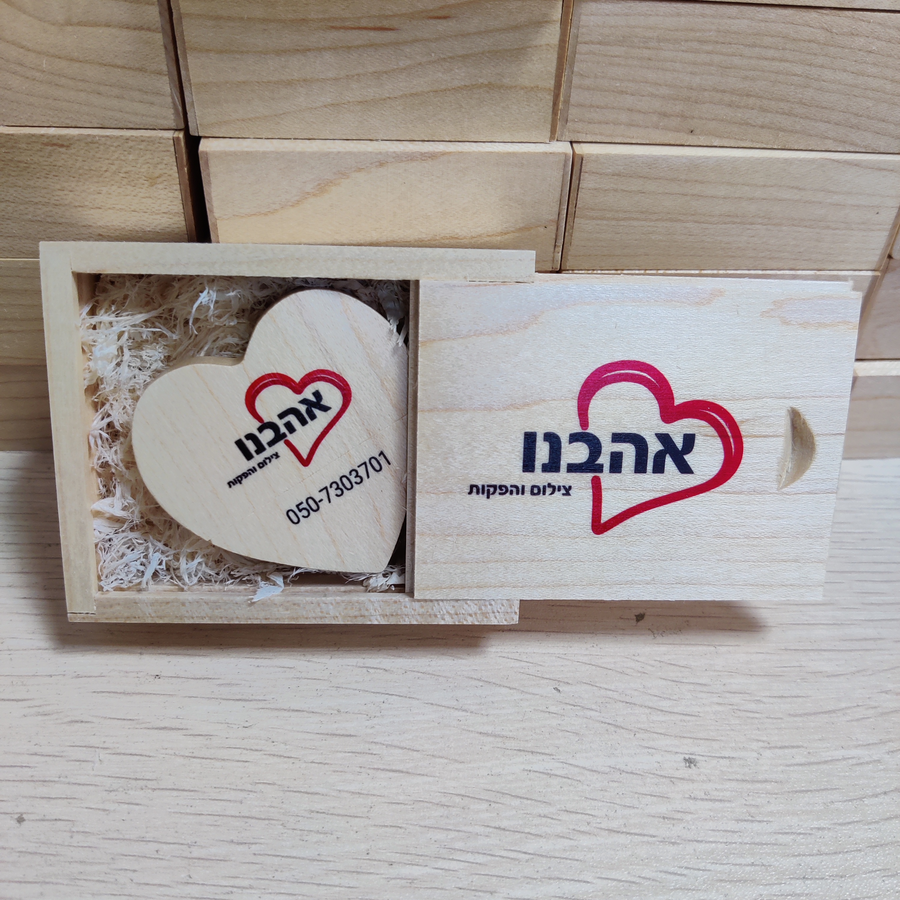 Heart-shape Wooden Memory Sticks & box package