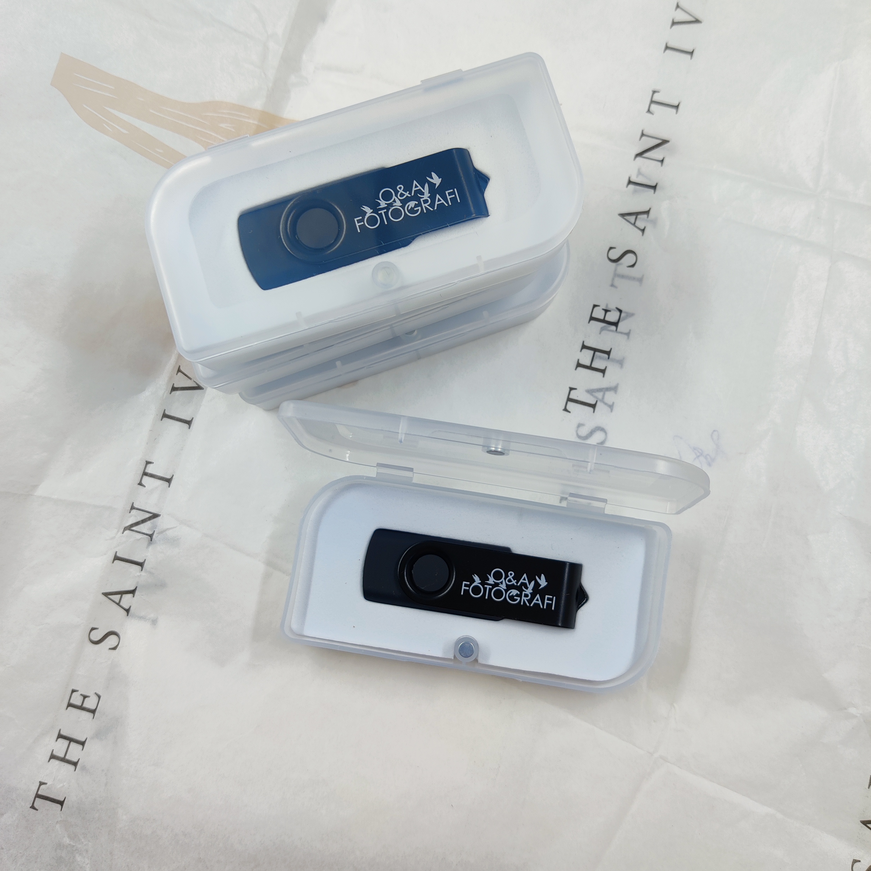 Classic USB flash drive --Card USB & Swivel Memory sticks