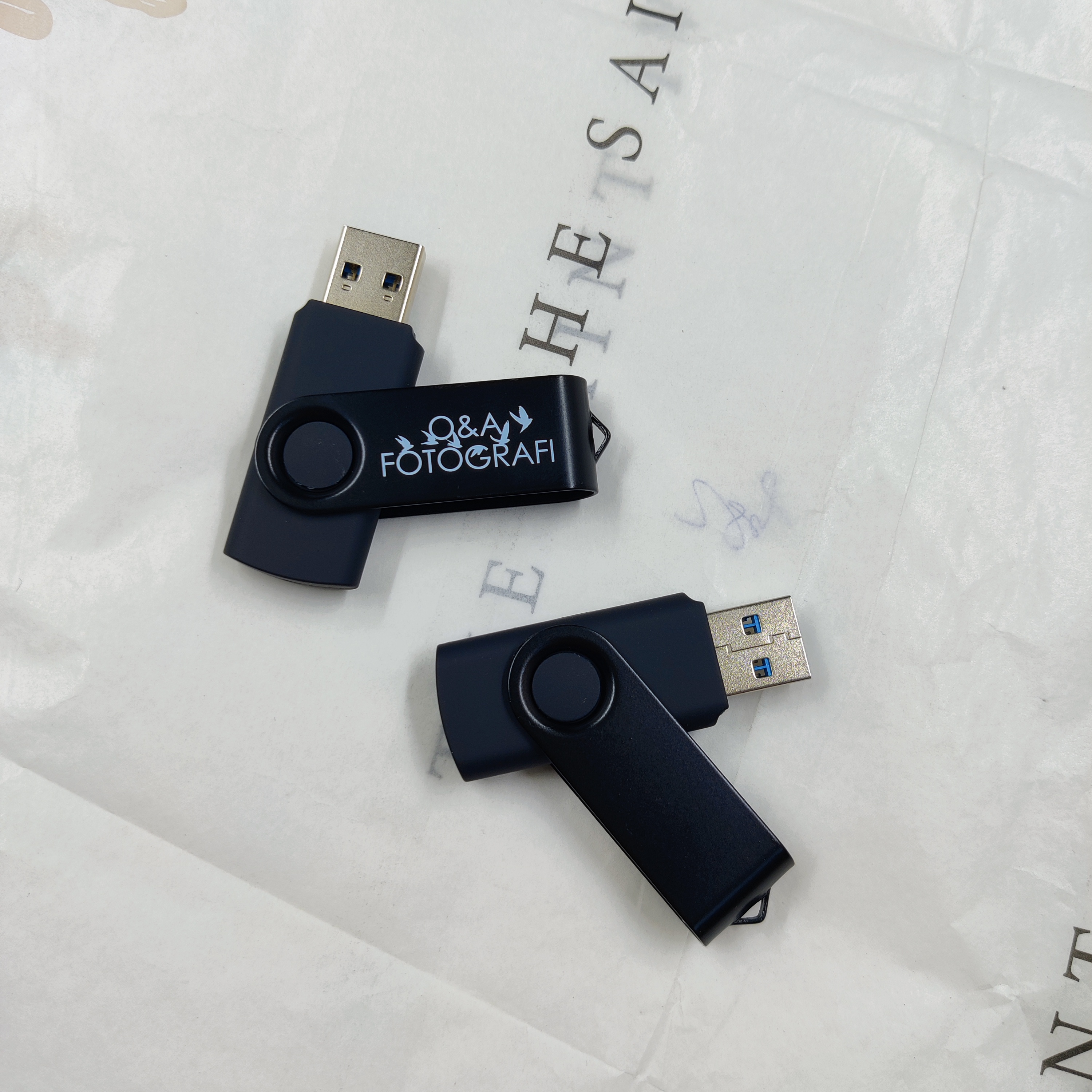 Classic USB flash drive --Card USB & Swivel Memory sticks