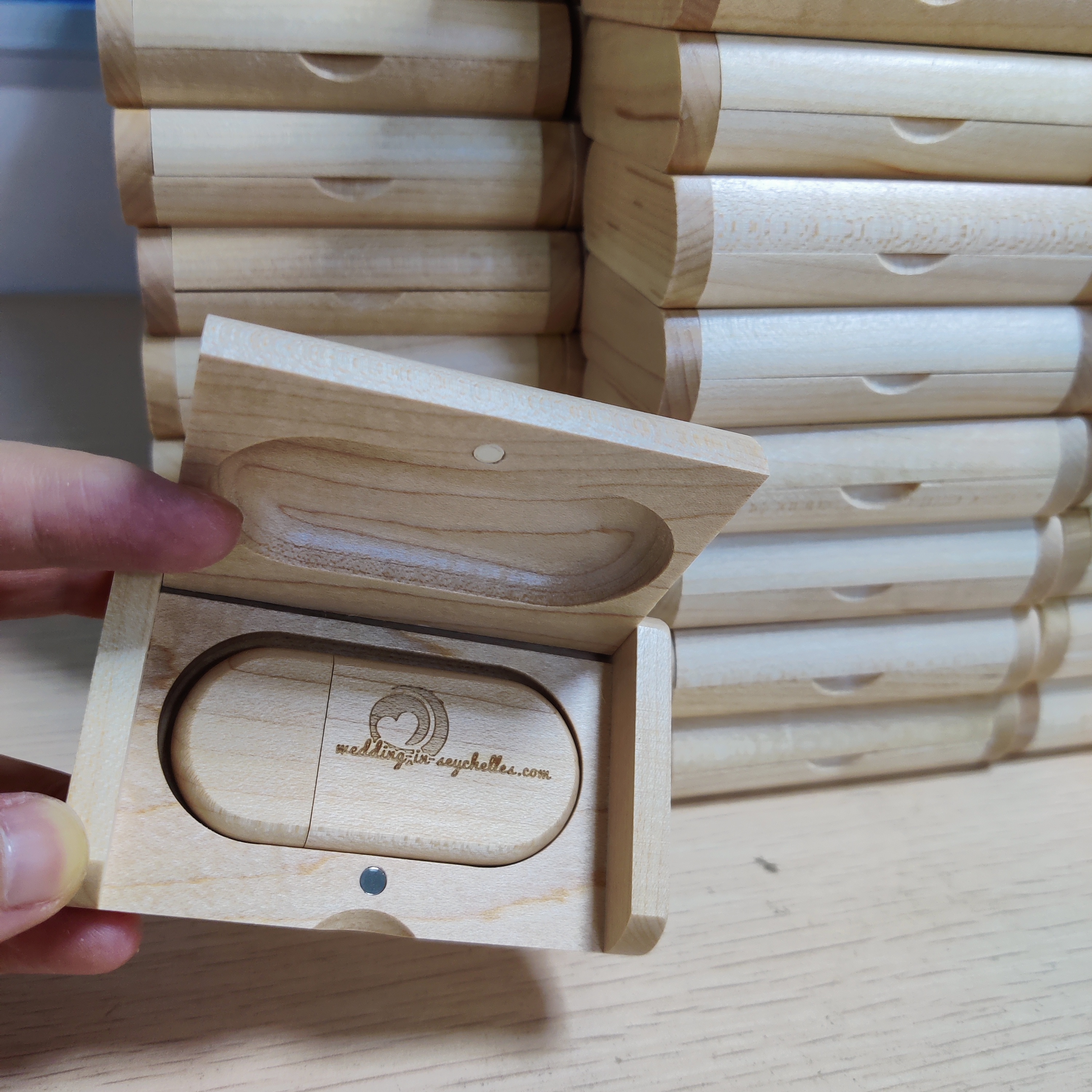 Wooden USB FLASH DRIVE FOR WEDDING