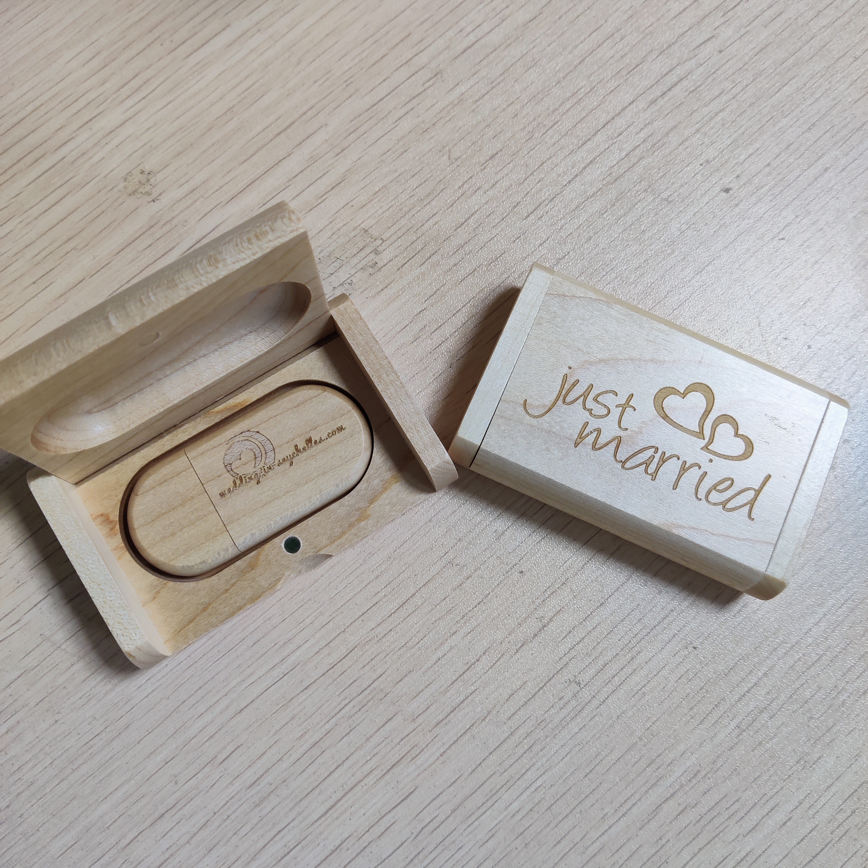 Wooden USB FLASH DRIVE FOR WEDDING