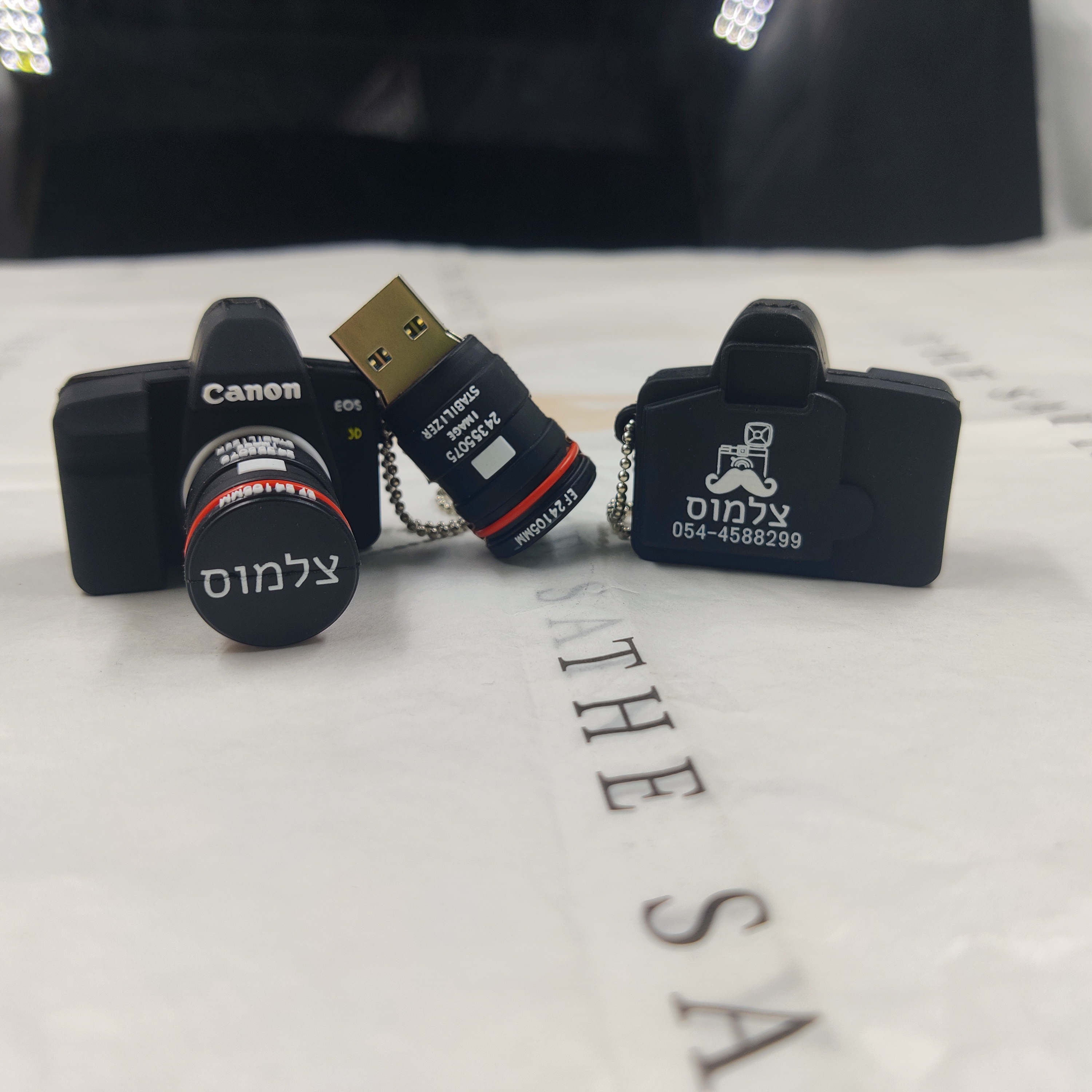 Canon & Nikon Camera design USB stick, which one is your Favorite？