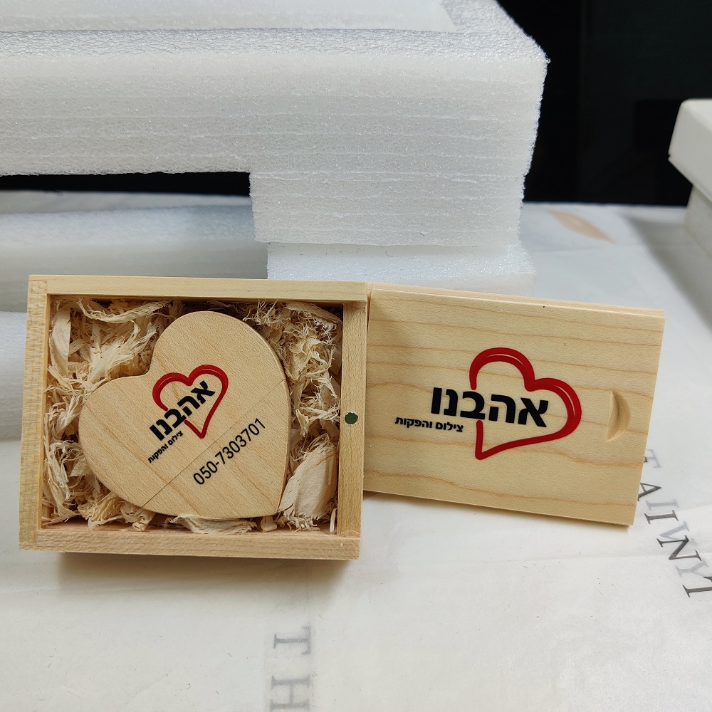 Heart-shape Wooden USB color printing LOGO