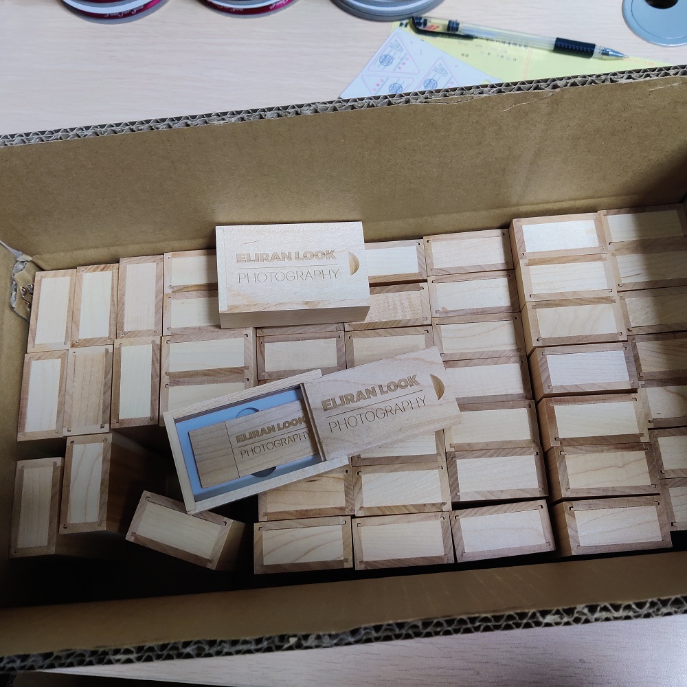 Wooden USB flash drive W-267 with box LOGO engraved