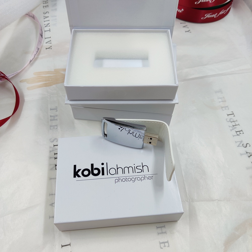 Wedding Photographer Leather USB 3.0 flash drive 32GB