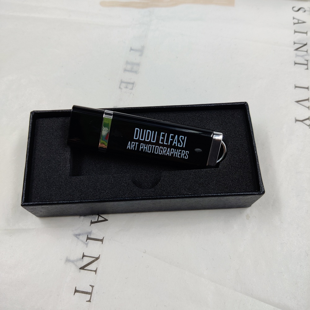 Black USB flash Drive USB3.0 32GB with black box 