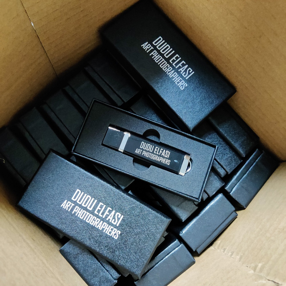 Black USB flash Drive USB3.0 32GB with black box 