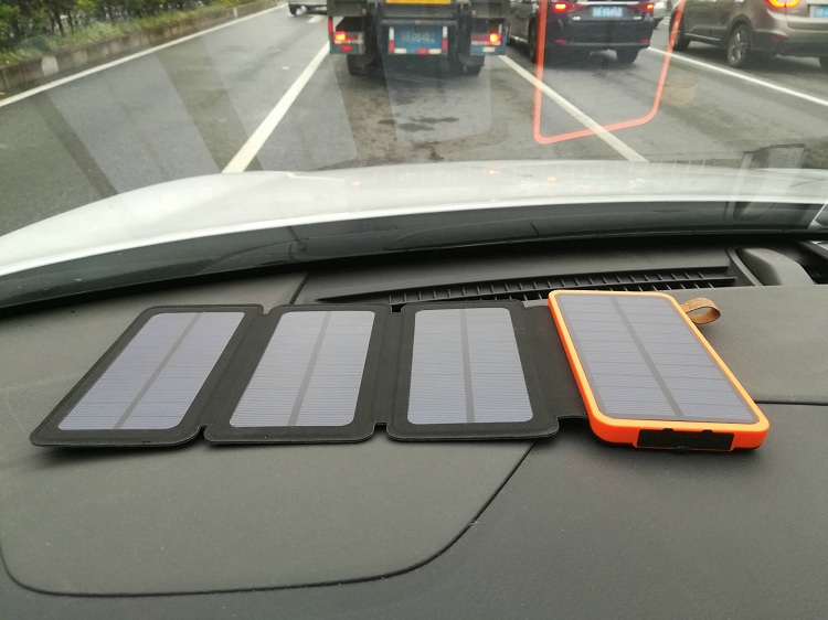 Solar Folding Power Bank 10000mAh / 160000mAh