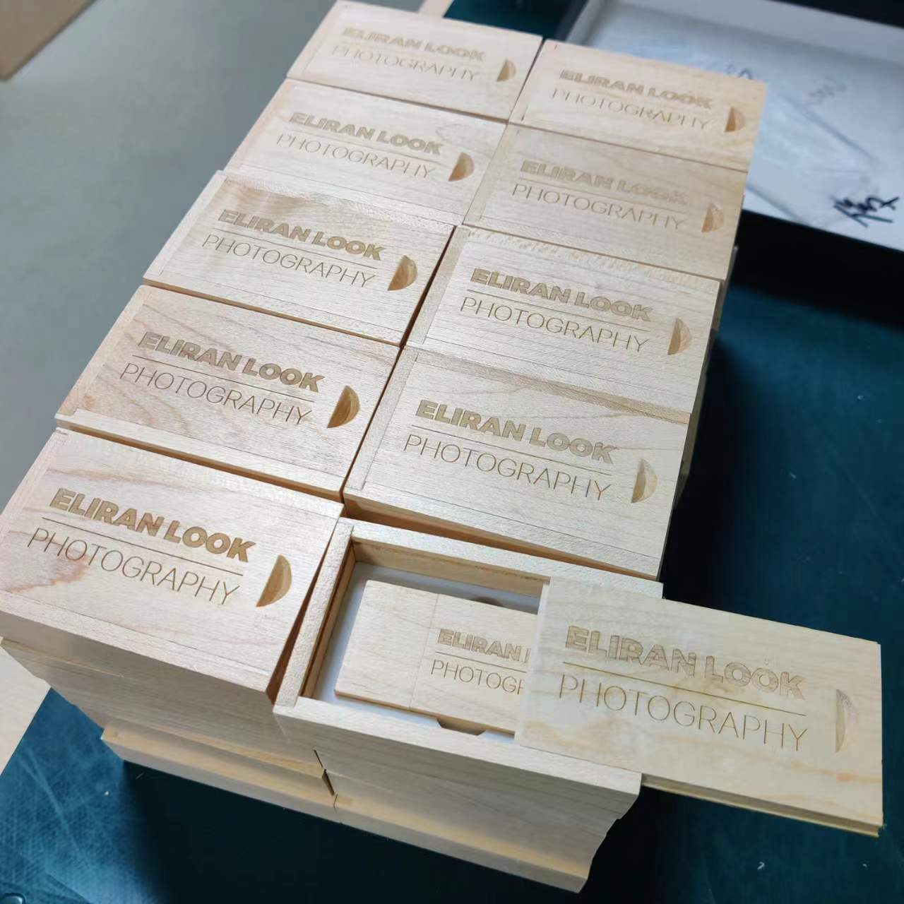 Wedding Usb and box 32GB order for ELIRAN LOOK is ready and ship