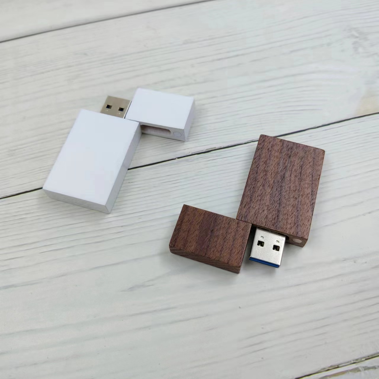 Neutral USB sticks without logo also available