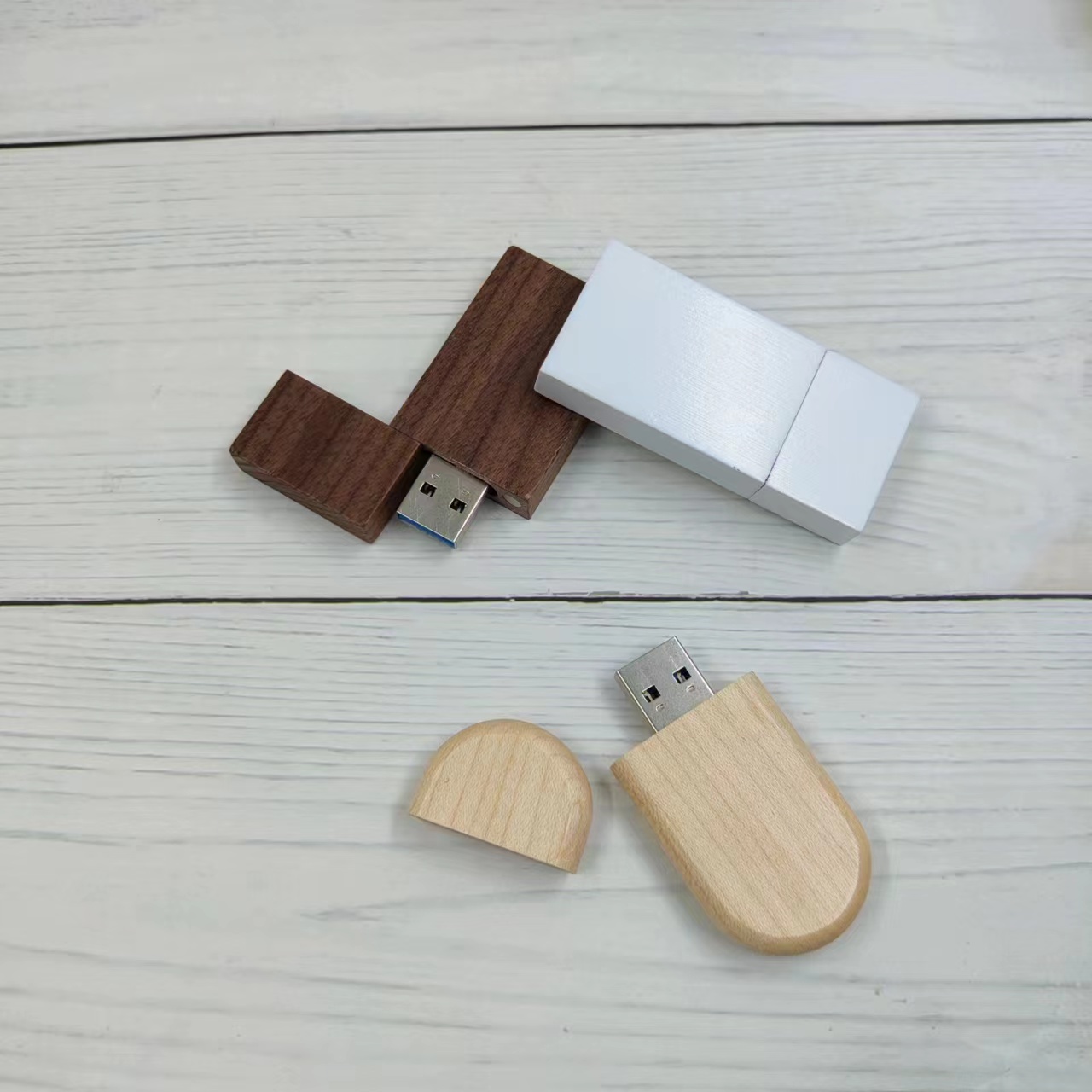 Neutral USB sticks without logo also available