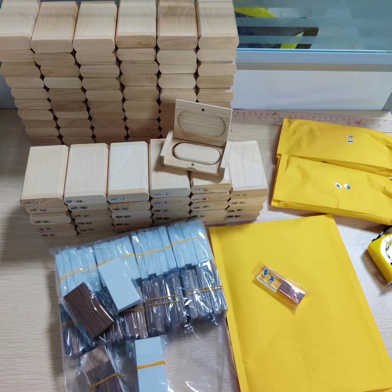 Neutral USB sticks without logo also available