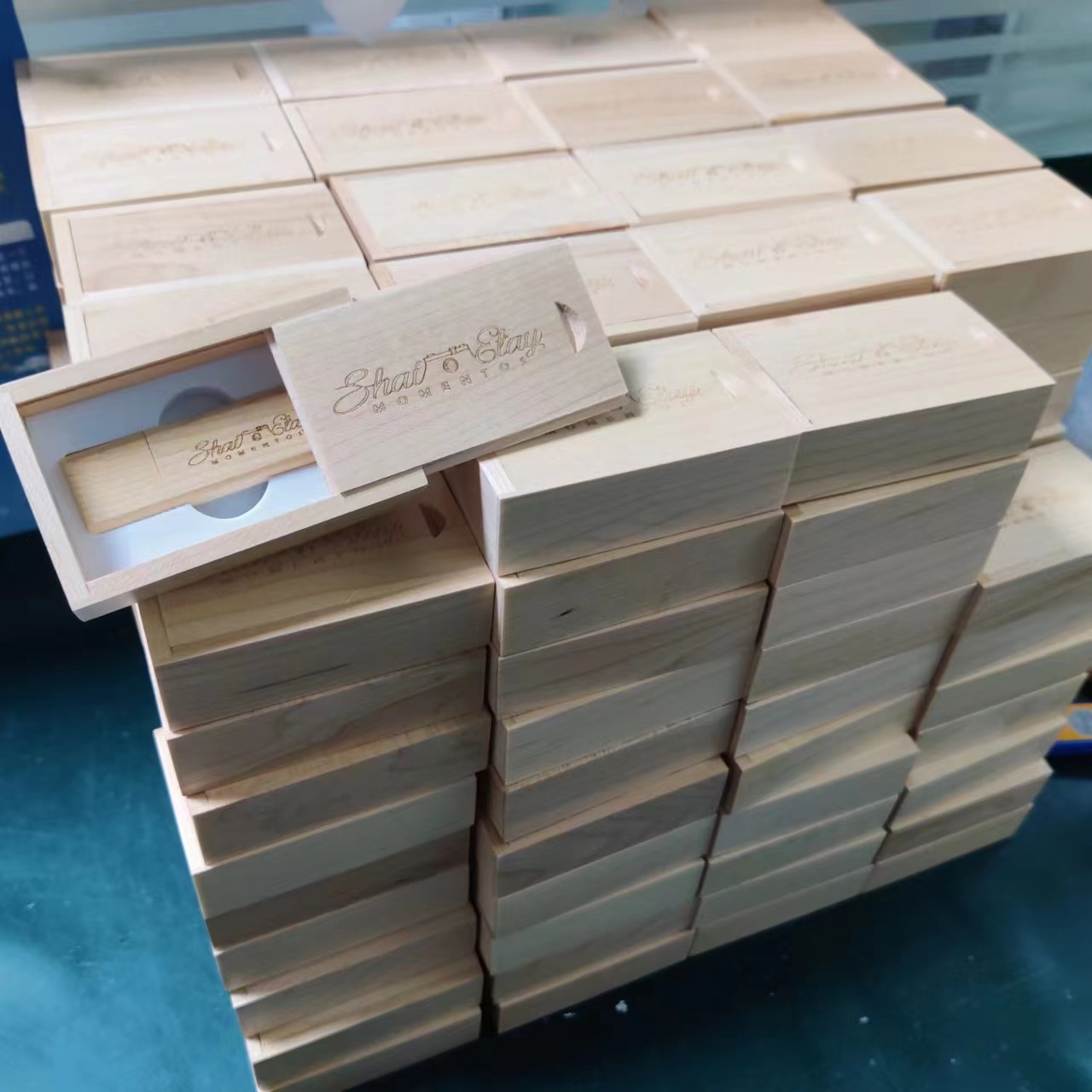 Slim wooden usb sticks and box USB3.0 64GB 200pcs