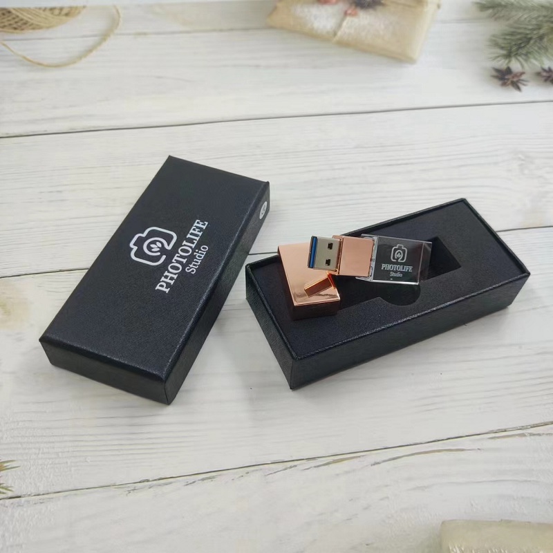 USB FLASH DRIVE